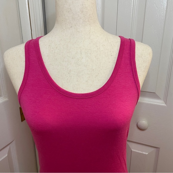 Fashion Nova “Devine” Basic tank bodysuit - Picture 5 of 10